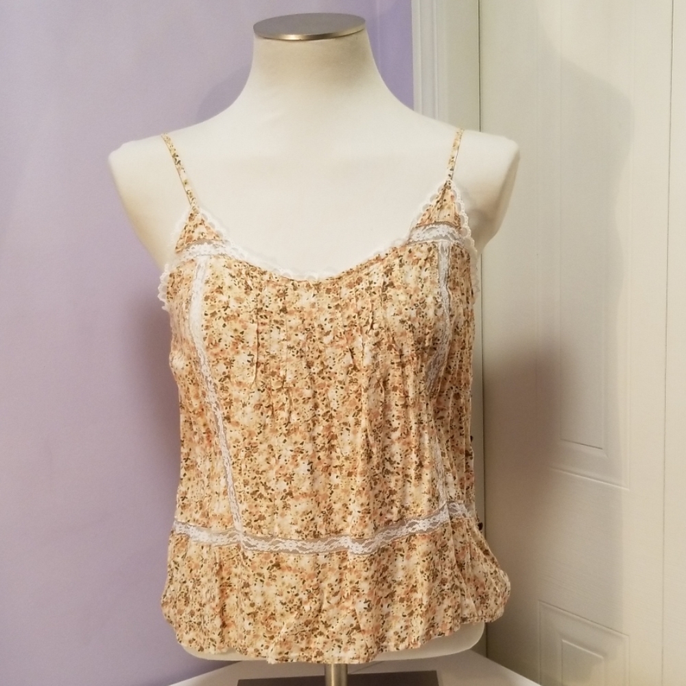Floral & lace detailed tank top